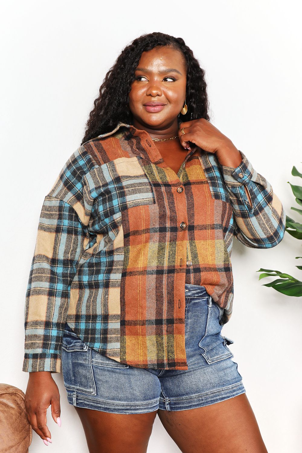 Plaid Curved Hem Shirt