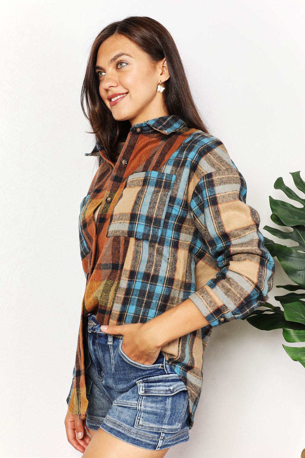 Plaid Curved Hem Shirt