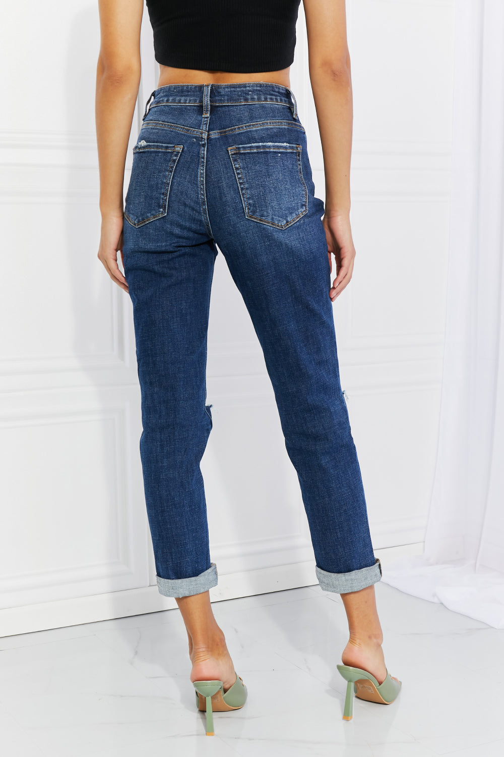 VERVET Distressed Cropped Jeans with Pockets